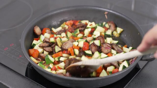 Preparing Letcho (ragout) - part 7 - adding courgette