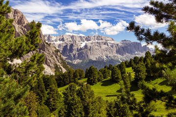 Obraz premium Sella group (Sellagruppe, gruppo del sella) mountain range seen from Alp Seceda in Dolomites UNESCO World Heritage in Val Gardena (Gröden), South Tyrol (Südtirol, Alto Adige), Italy