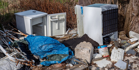 illegale Müllentsorgung Müllhalde Schrott