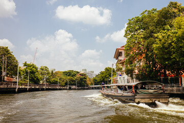Fototapeta na wymiar Bangkok River Travel in Thailand