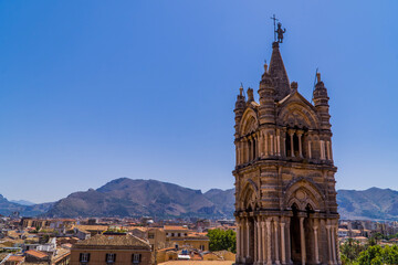 Fototapeta na wymiar Panoramic view of the city of Palermo, Sicily, Italy with the tower of Palermo Cathedral