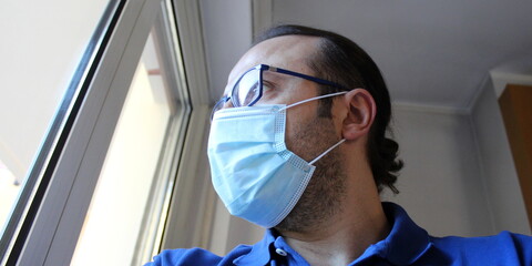 Mascherina protettiva - difendiamoci dai virus