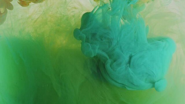 Paint Fluids shoot underwater in studio 12