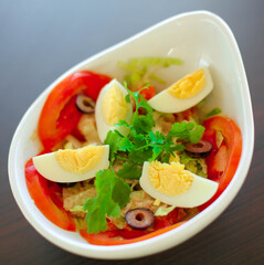 Boiled eggs with vegetables