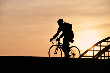 Obraz premium 夕景と自転車