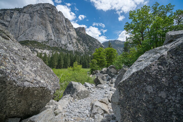 zumwalt meadow in kings canyon national park, usa