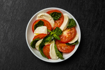 
タイトル 	イタリアンサラダ カプレーゼ　Caprese((Cheese and tomato)