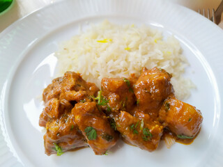 plat indien : Agneau sauce Vindalou