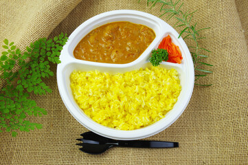 ココナッツミルクカレーの弁当