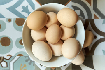 jajka w misce © Marcin Łazarczyk