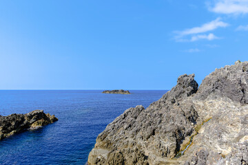 絶景の尖閣湾を行く