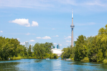 Obraz premium Toronto Skyline Panoramiczny widok z Toronto Islands w Kanadzie