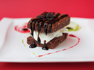 Vanilla Ice Cream Chocolate Brownie With Chocolate Sauce