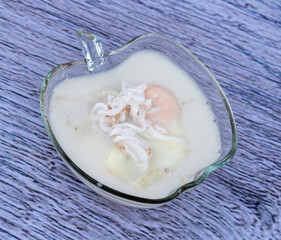 Thai Bualoy and Desserts 