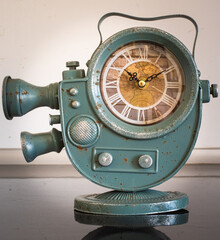 Fototapeta premium clock looking like film camera