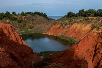 Cava di Bauxite vicino Otranto, prov. Lecce, Puglia, Italia