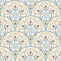 Seamless damask wallpaper. Vintage pattern in Victorian style . Hand drawn floral pattern. Shabby chic Vector illustration