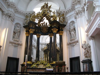 Altar Dom Fulda Kircheninneres