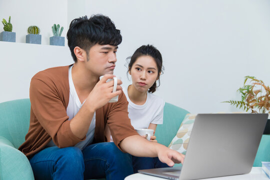Unconcern รูปภาพUnconcern – เลือกดูภาพถ่ายสต็อก เวกเตอร์ และวิดีโอ7,801 | Adobe Stock