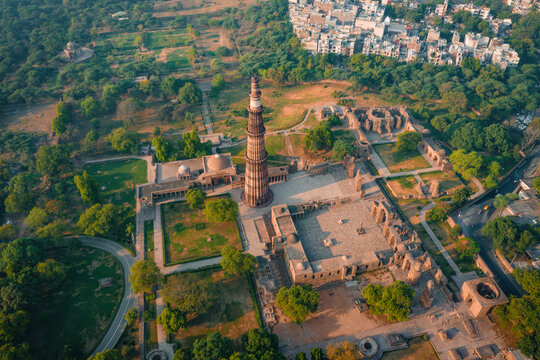 Qutub Minar Complex" Images – Browse 44 Stock Photos, Vectors, and Video |  Adobe Stock
