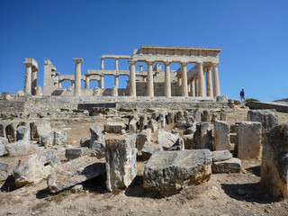 Obraz premium Ruins of Aphaia temple on Aegina island, Greece