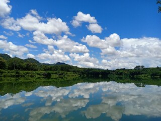 clouds over the lake
หนองน้ำพุ จ.เชียงราย อ.แม่สาย