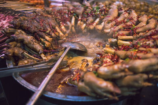 Muslim Snacks in Xi_&Ocirc;&oslash;&Omega;&Ocirc;&oslash;&Omega;an,China