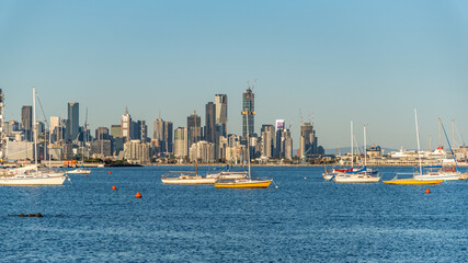 Obraz premium Melbourne’s first port settlement, Williamstown is filled with maritime museums and colonial landmarks like Timeball Tower and Fort Gellibrand.