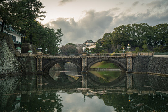 江戸城二重橋と夕焼け