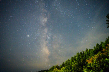 満天の星空と天の川　高野山で撮影