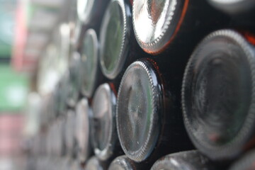 병으로 만든 벽