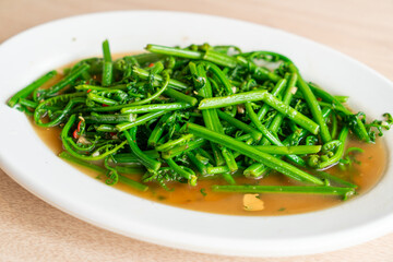 stir-fried vagatable fern with oyster sauce