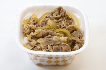 デリバリー　牛丼