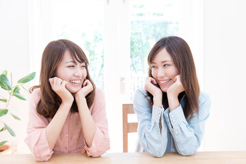 女友達イメージ