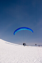 paragliding in the mountains