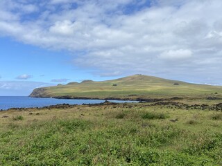 Littoral et volcan Poike à l'île de Pâques	