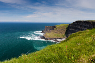 Fototapeta na wymiar Photo capture of a breathtaking natural nature landscape. Cliffs of Moher, wild atlantic way. Ireland. Europe