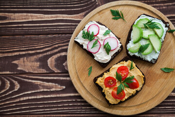 rye bread toasts