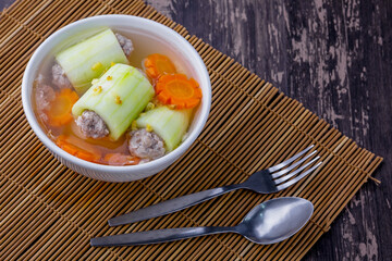Stuffed cucumber soup
