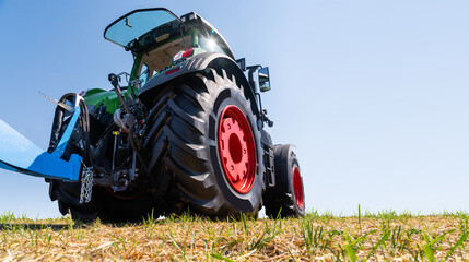 Bottom view of agricultural tractor © scharfsinn86