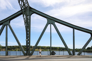 Spaziergang über die Glienicker Brücke