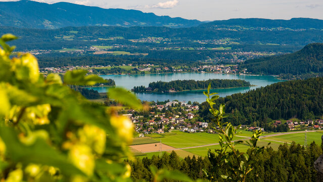 Lake 'Faaker See' in Carinthia, Austria