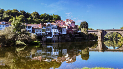 Fototapeta na wymiar Saint Gonçalo bridge Amarante and old houses, Portugal.