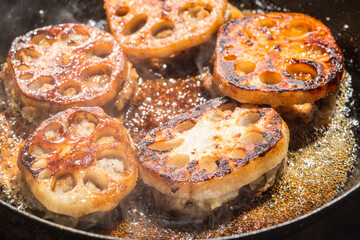 蓮根の肉詰め挟み焼き