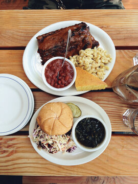 BBQ Lunch Table