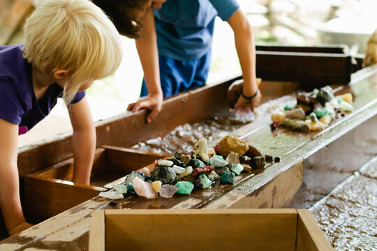 children mining for gemstones