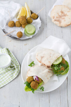 Falafel in pita with vegetables