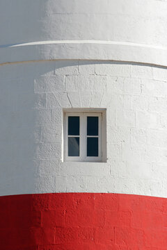Window in the middle on a lighttower