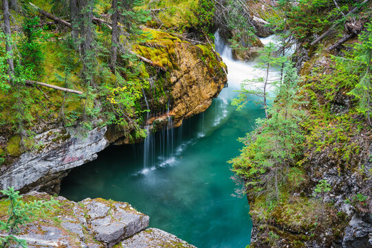 Maligne Canyon
