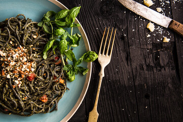 Black Spaghetti